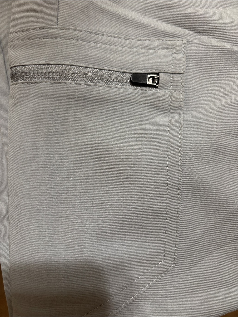Figs Light Gray Women's Jogger Pants with Burgundy Drawstring XXS/T - Picture 3 of 7